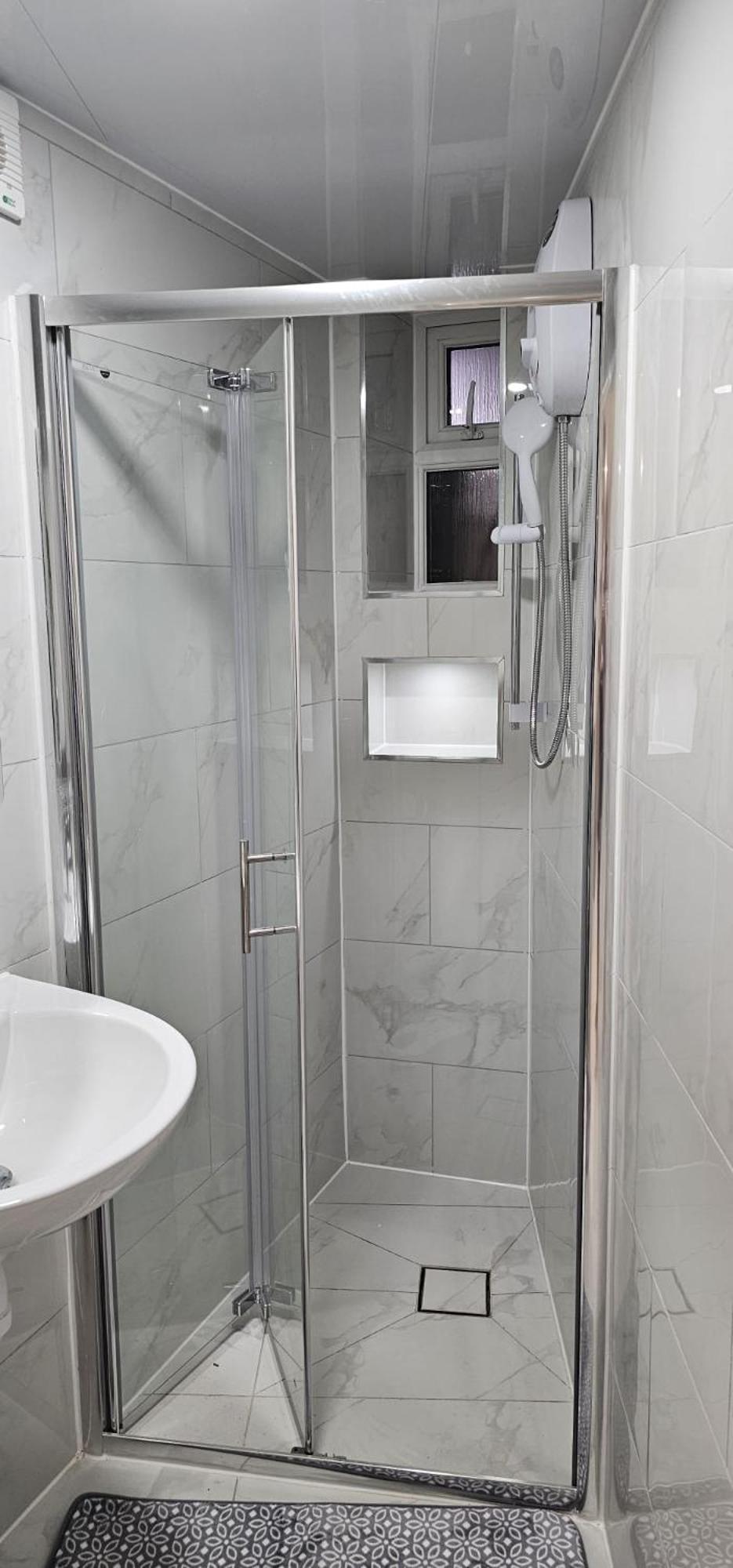 Cozy Studio Near To Tube Station Redbridge ภายนอก รูปภาพ